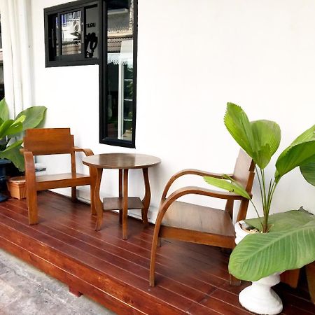 Manon Sleepeatdrink Bed & Breakfast Chiang Mai Eksteriør bilde
