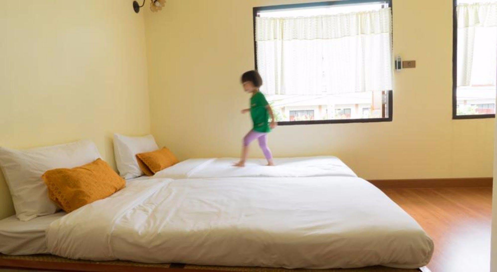 Manon Sleepeatdrink Bed & Breakfast Chiang Mai Eksteriør bilde
