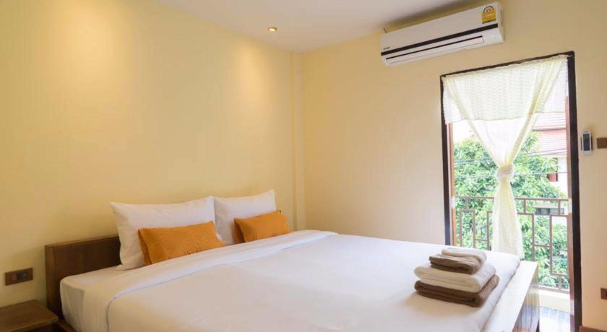 Manon Sleepeatdrink Bed & Breakfast Chiang Mai Eksteriør bilde