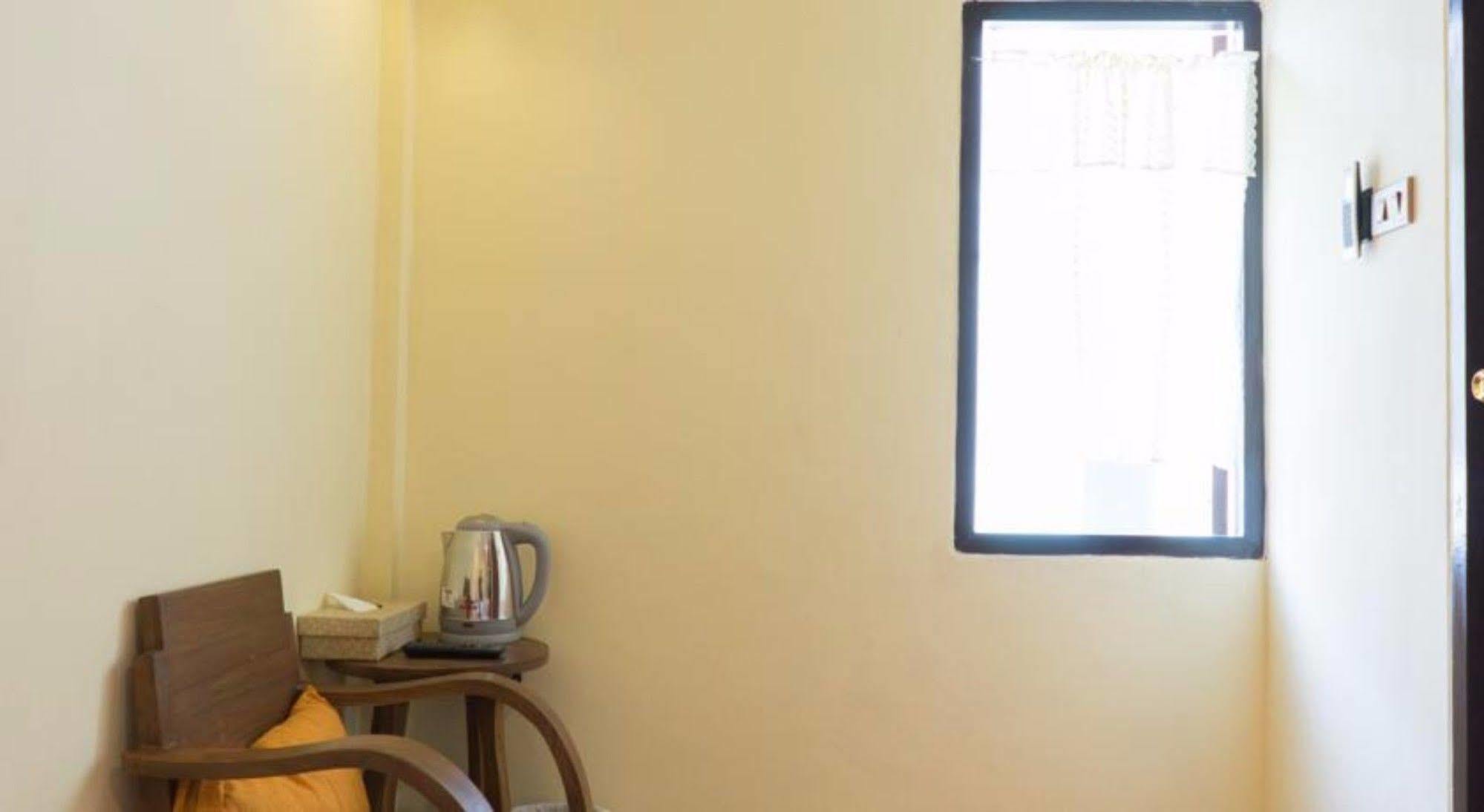 Manon Sleepeatdrink Bed & Breakfast Chiang Mai Eksteriør bilde