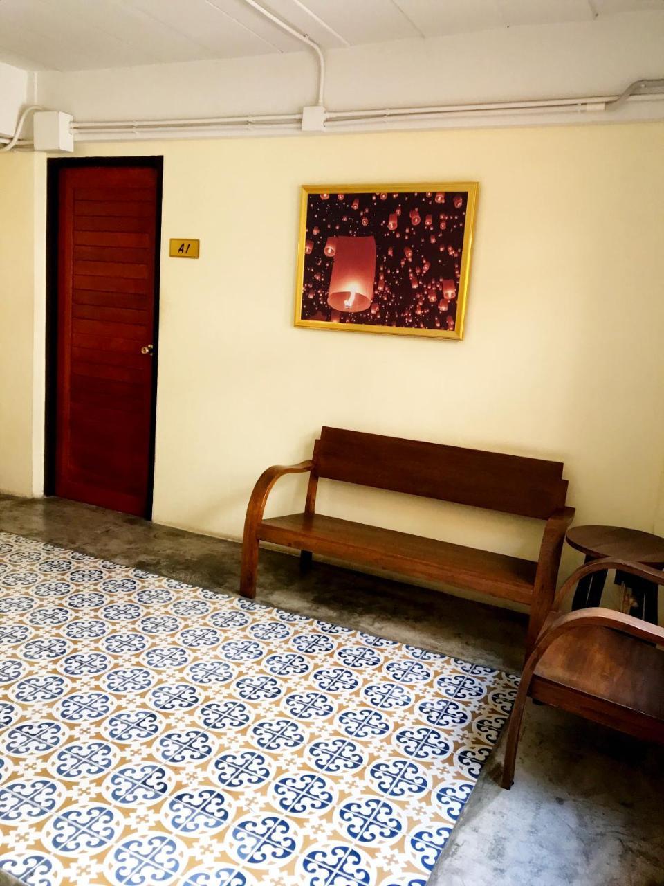 Manon Sleepeatdrink Bed & Breakfast Chiang Mai Eksteriør bilde