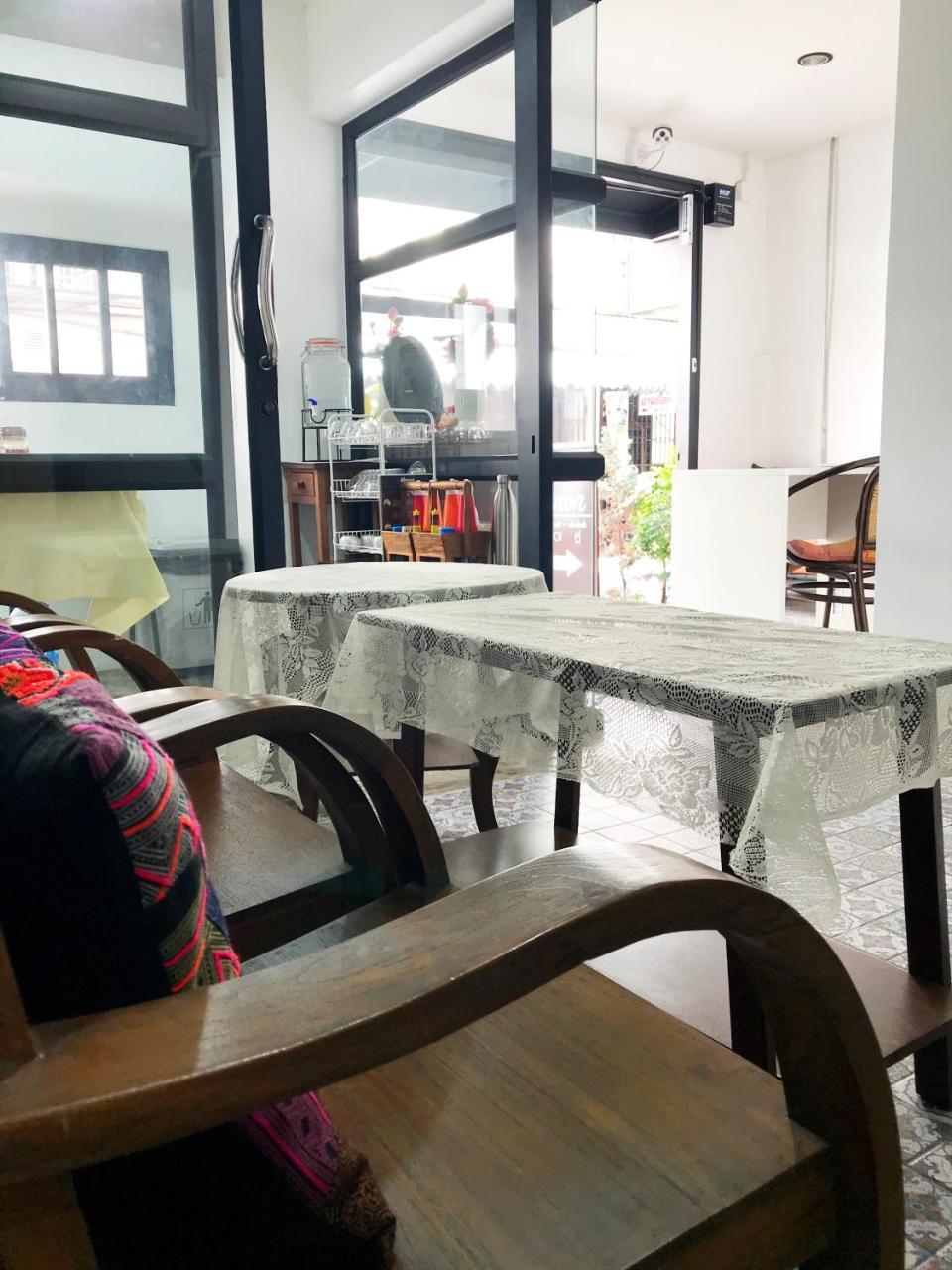 Manon Sleepeatdrink Bed & Breakfast Chiang Mai Eksteriør bilde